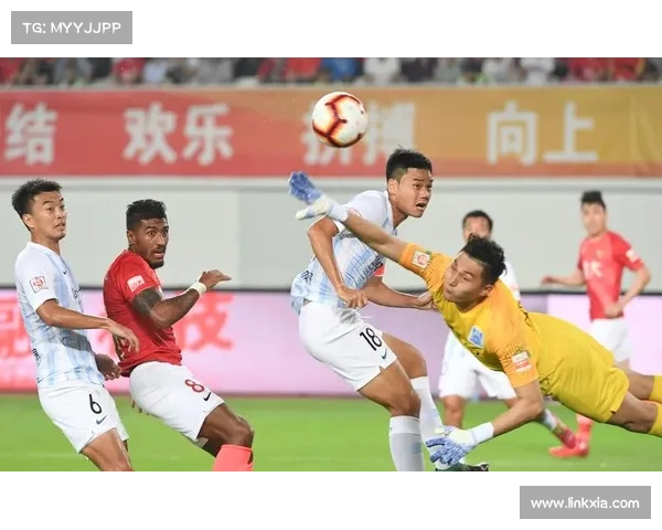 中超精彩瞬间集锦精彩回顾足坛盛宴尽在其中 中超精彩瞬间集锦精彩回顾足坛盛宴尽在其中